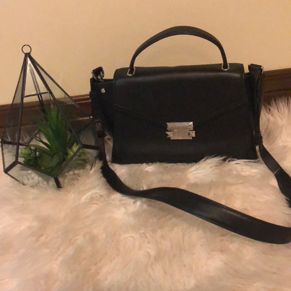 Black Michel kors bag